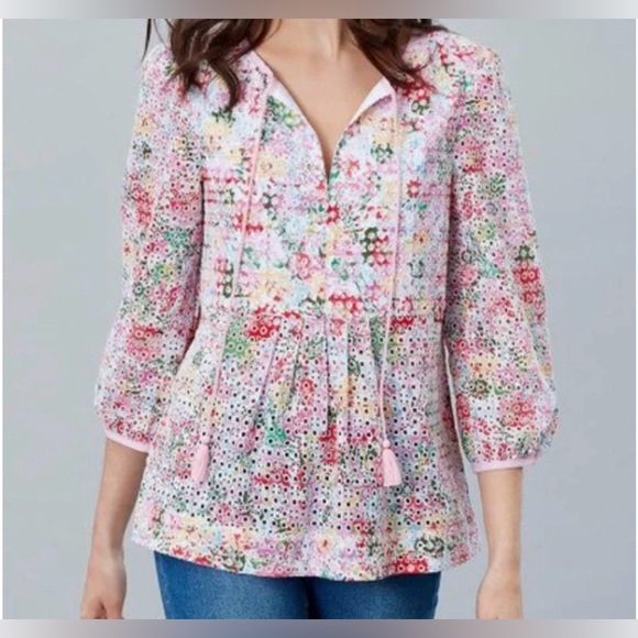 cupcakes & cashmere Tops - CUPCAKES AND CASHMERE Colorful Eyelet Top EUC